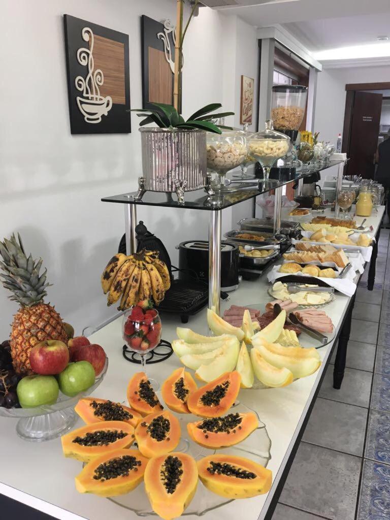 Hotel Caicara Bistro E Eventos Ltda Ітаперуна Екстер'єр фото